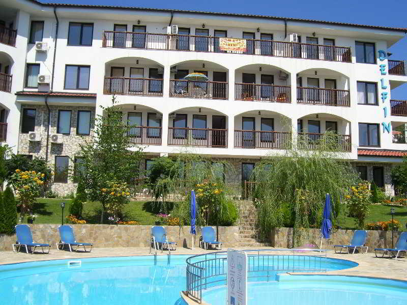 Dolphin Hotel Sveti Vlas Bagian luar foto